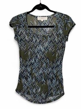 w. f. Green and blue chevron pattern blouse in a S